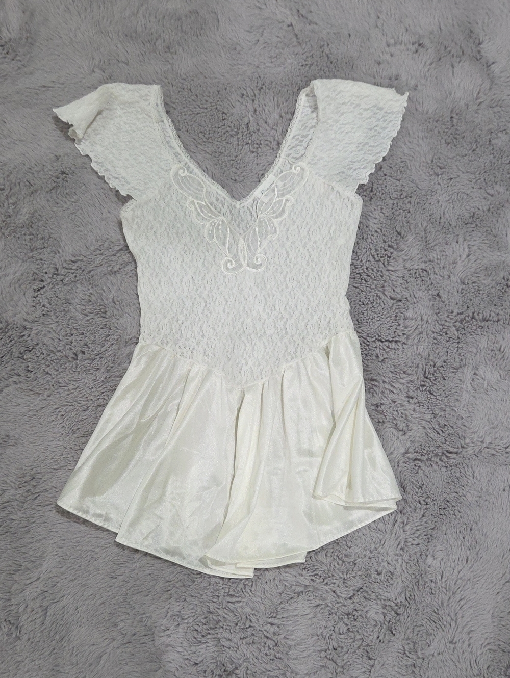 Vintage Cinema Etoile White Women's Lace & Satin Sleep Top